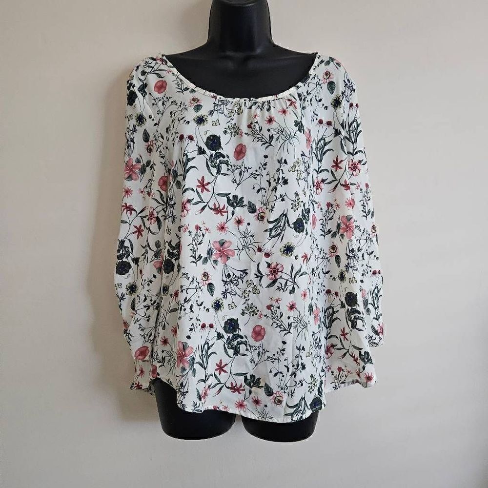 Le Lis Floral Blouse